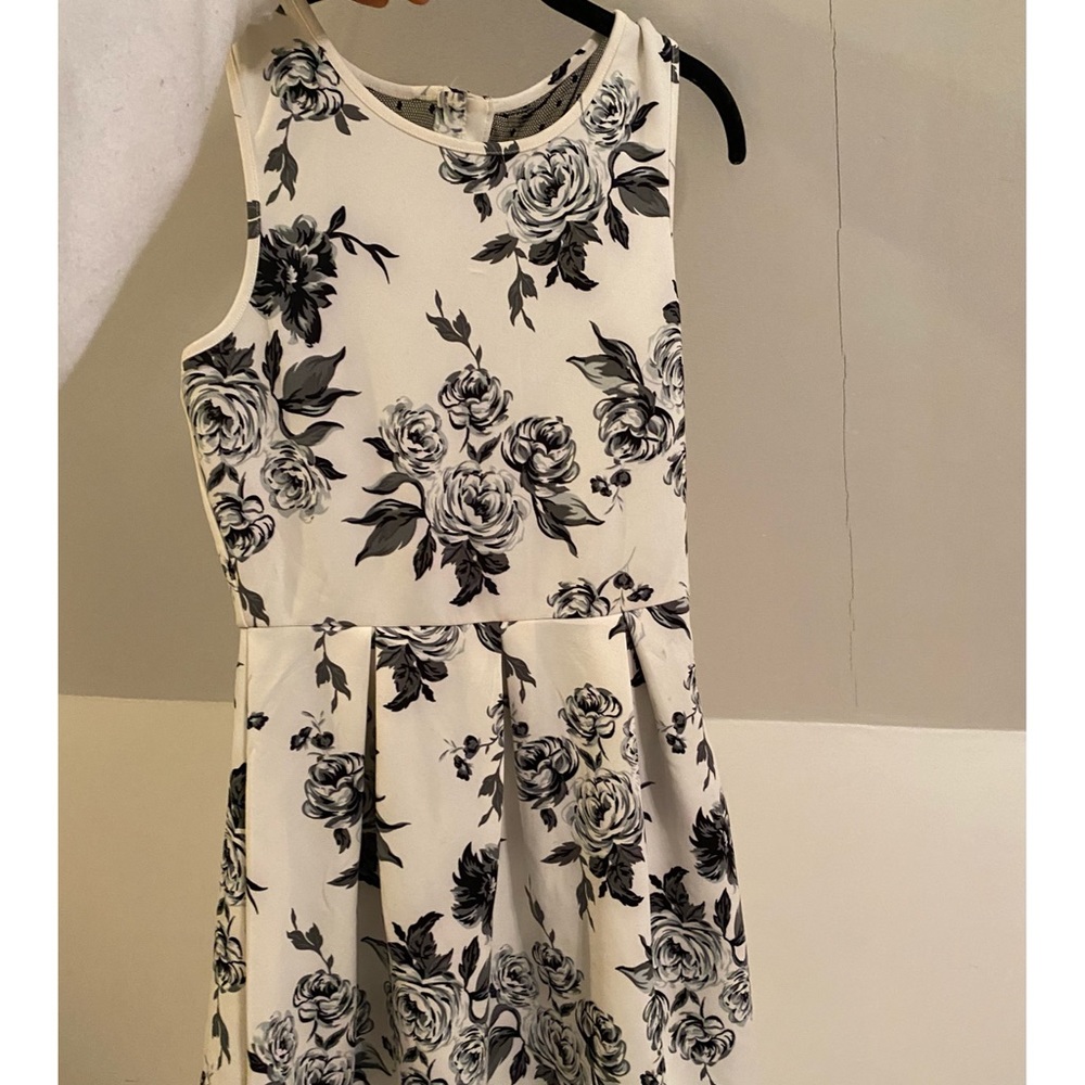 Black and white dress